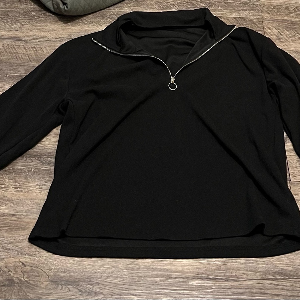 SHEIN Black Zip-Up Sweatshirt